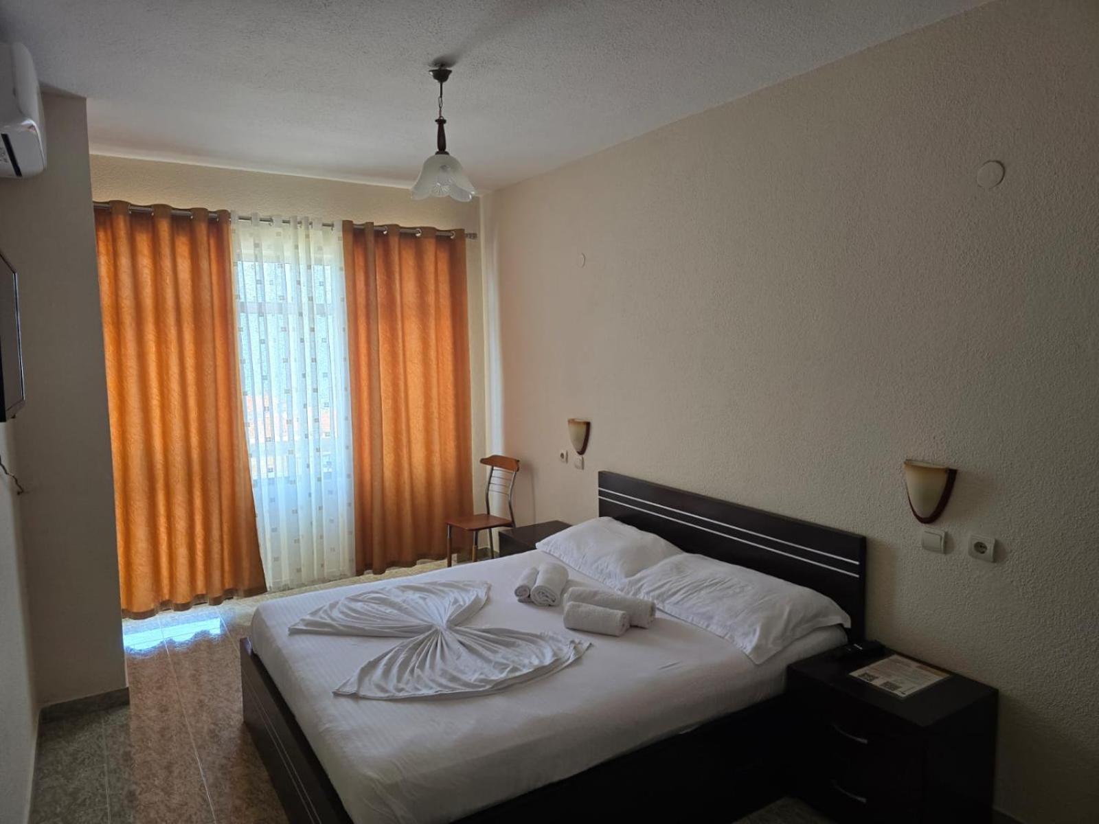 Belvedere Hotel 2*